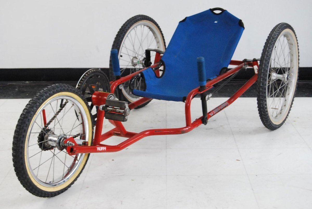 Трехколесный лежачий велотрайк