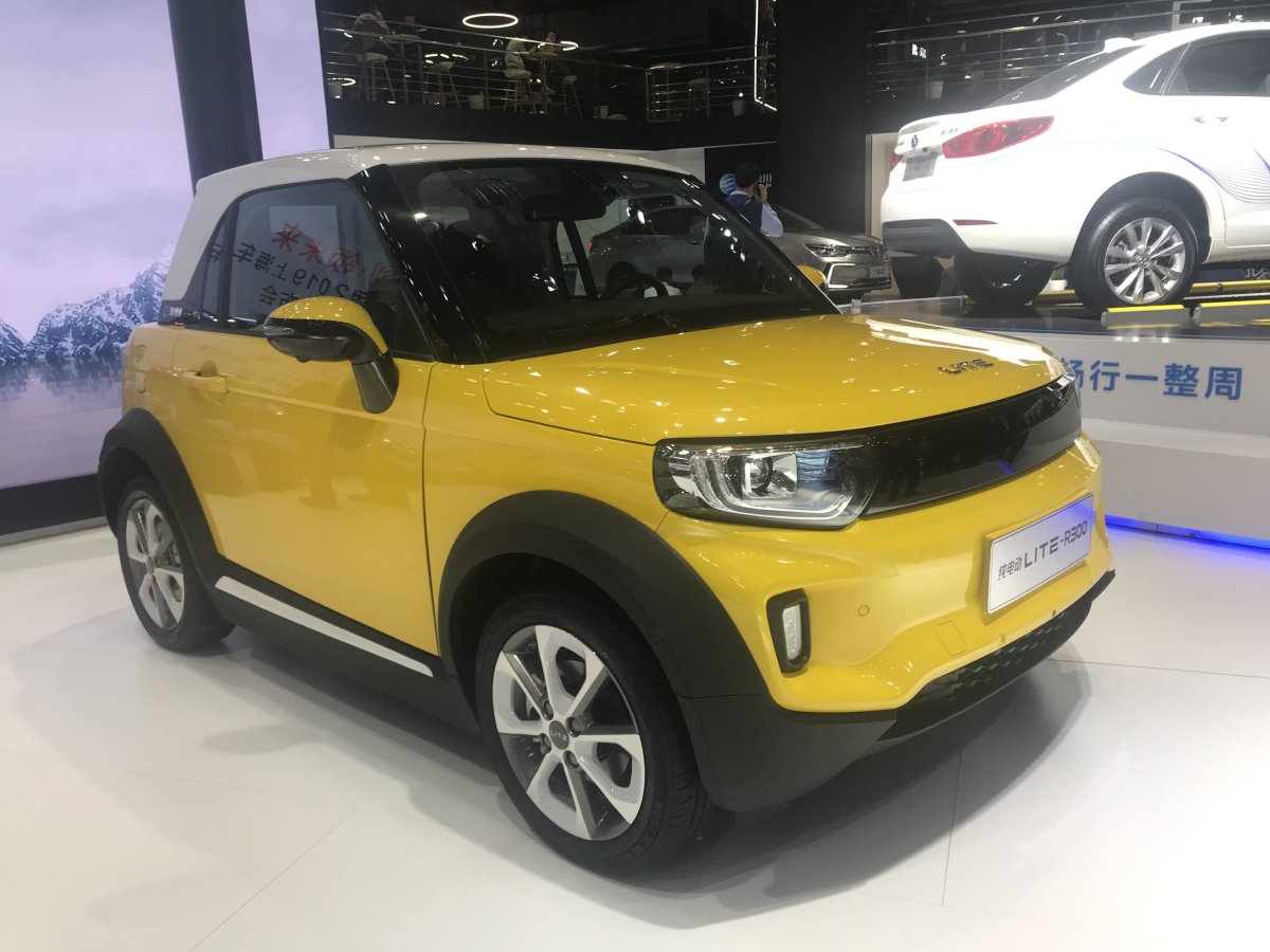 BAIC Acrfox Lite