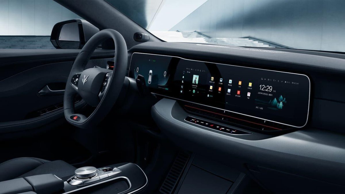 Электромобиль Huawei Hi Arcfox