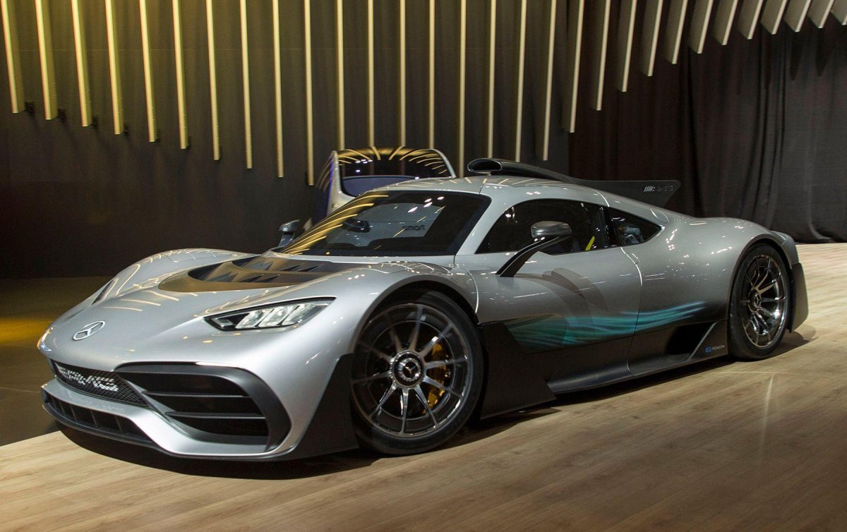 Mercedes AMG one 2021