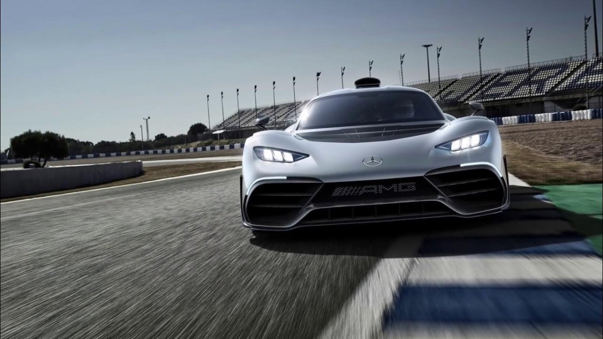 Мерседес АМГ 1