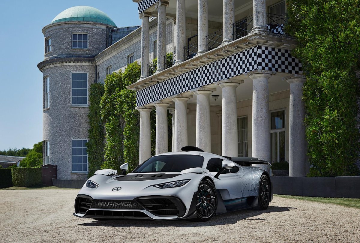 Гиперкар Mercedes-AMG one