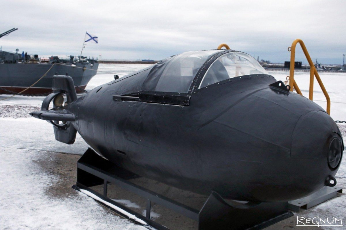 Сверхмалая подводная лодка «Тритон-2»