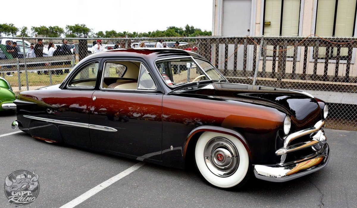 Краска Кэнди Браун