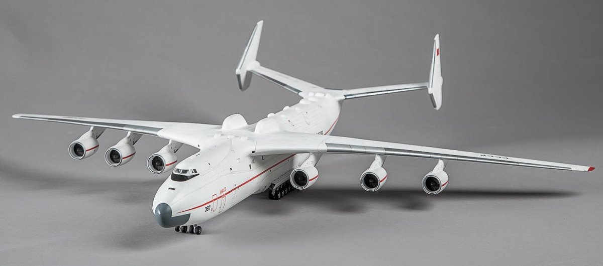 АН-225 Мрия модель