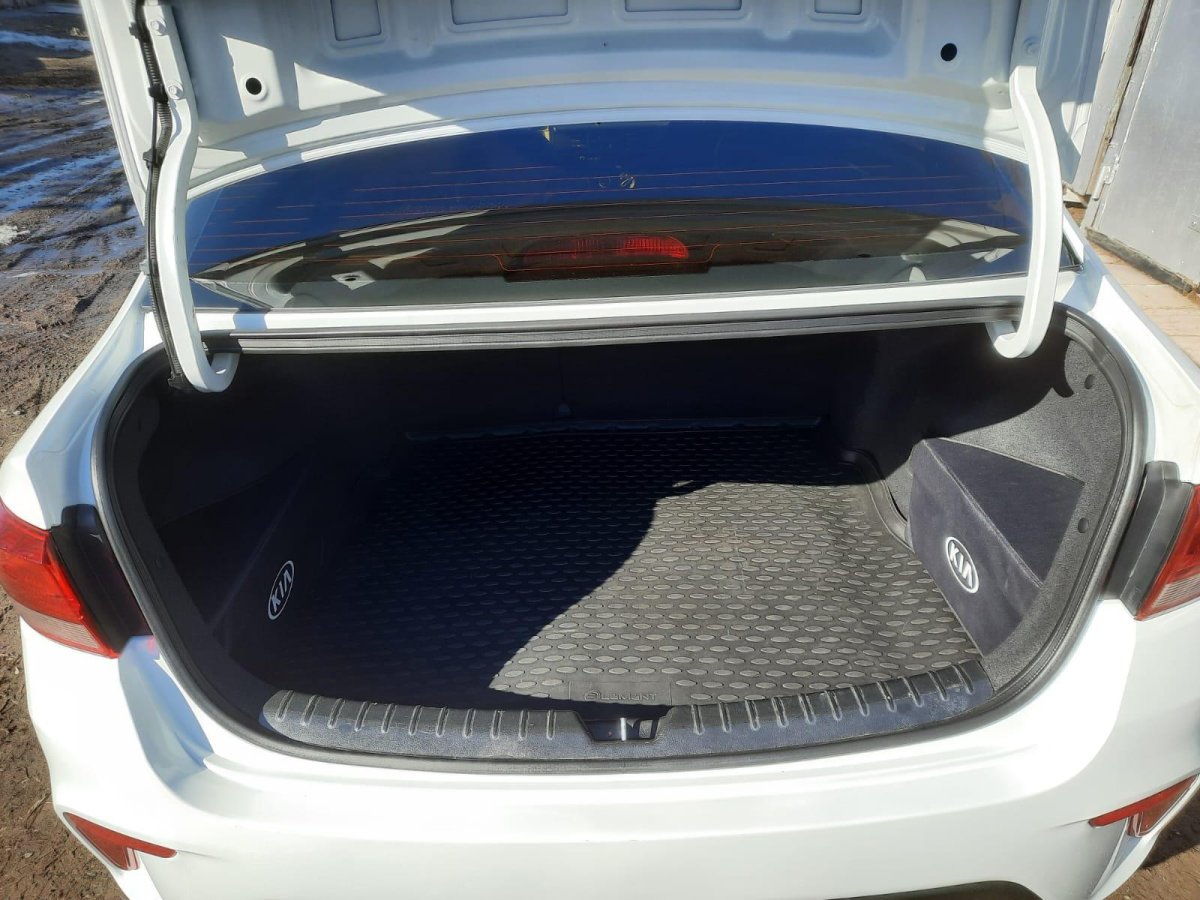 Киа Рио 2 багажник