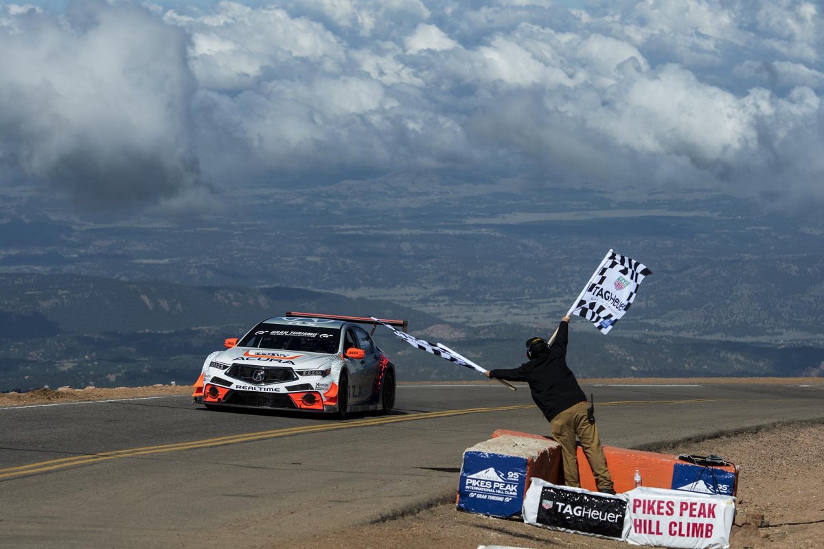 Pikes Peak Hill Climb Lamborghini