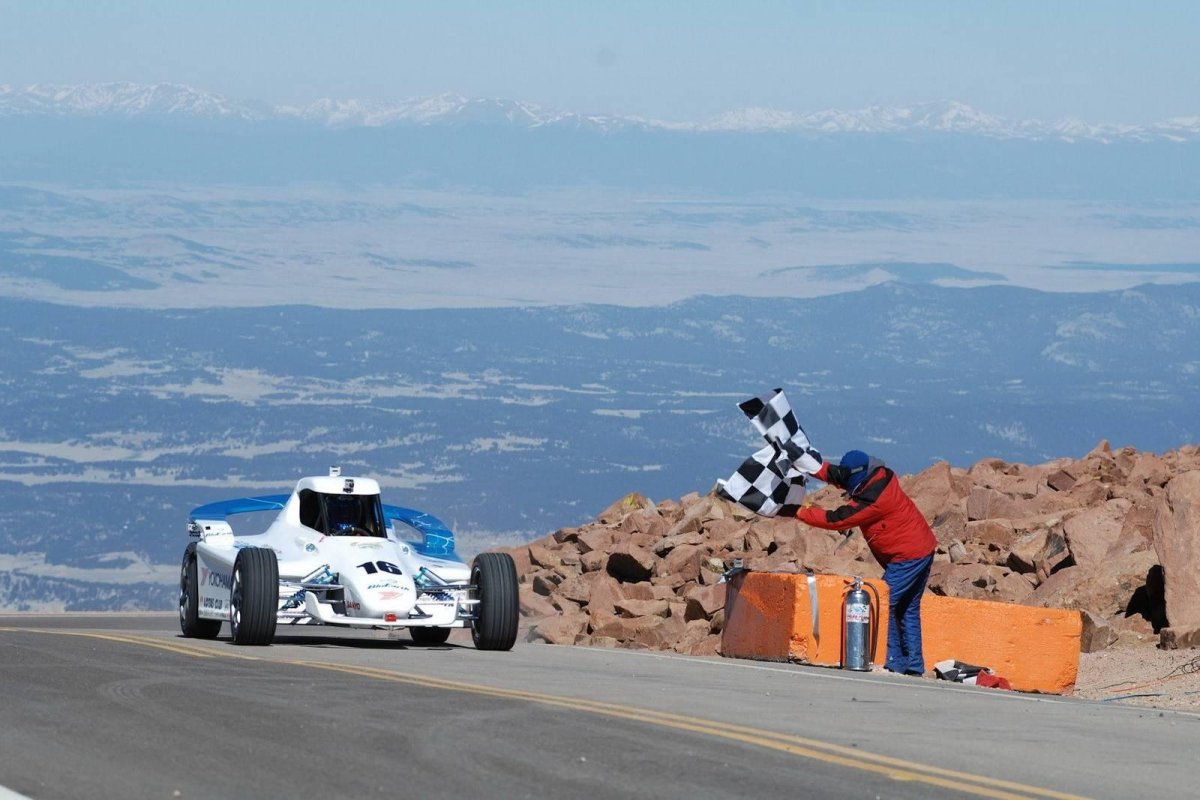 Pike Peaks аварии