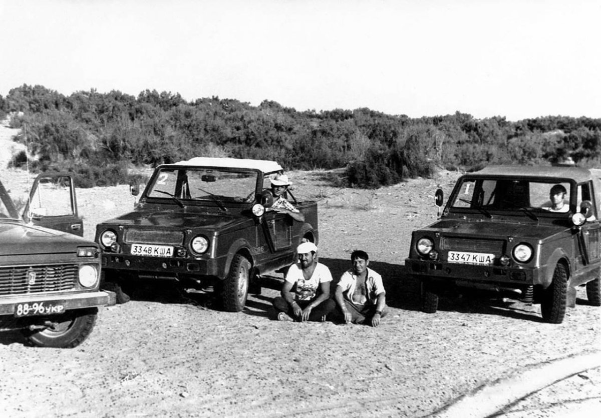 ВАЗ 2122 Нива река