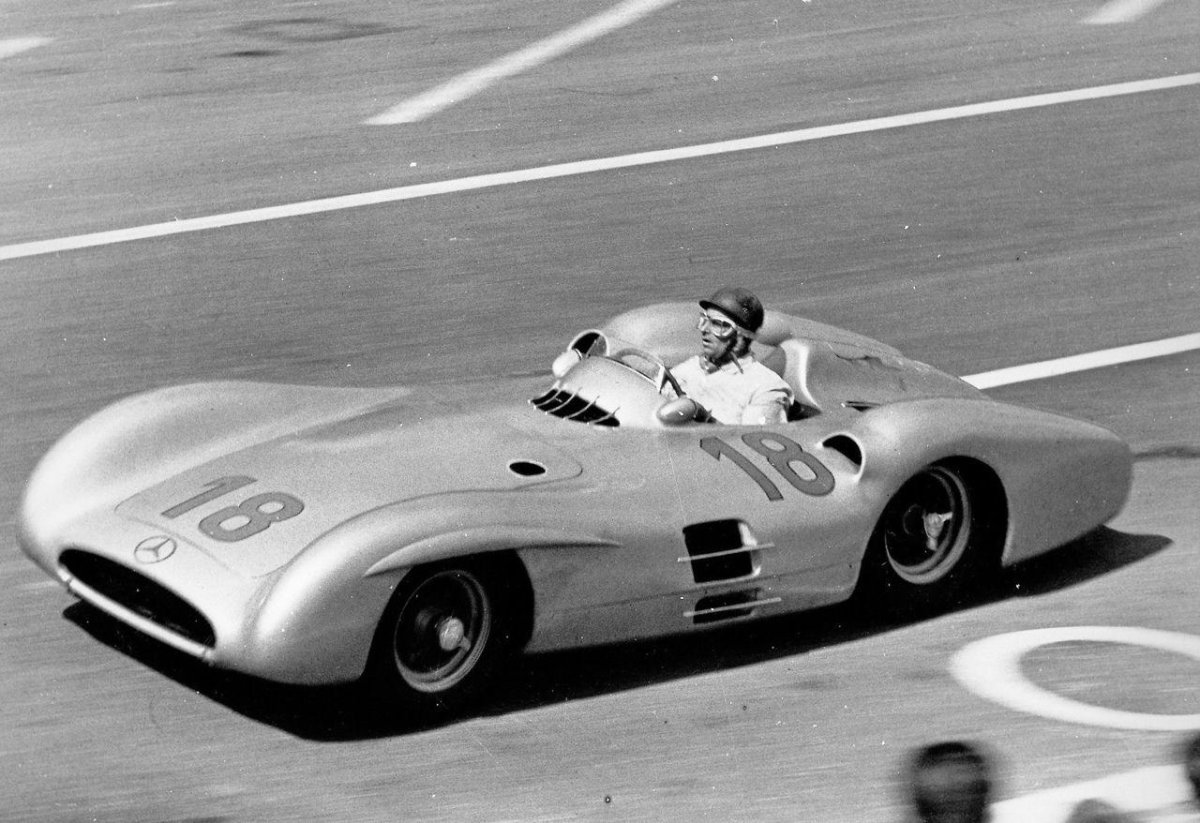 Mercedes Benz w196r Streamliner