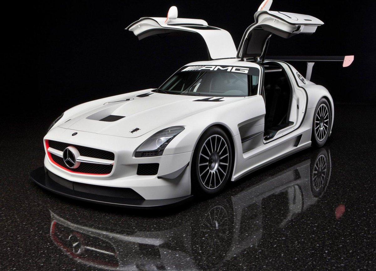 Мерседес АМГ gt 3