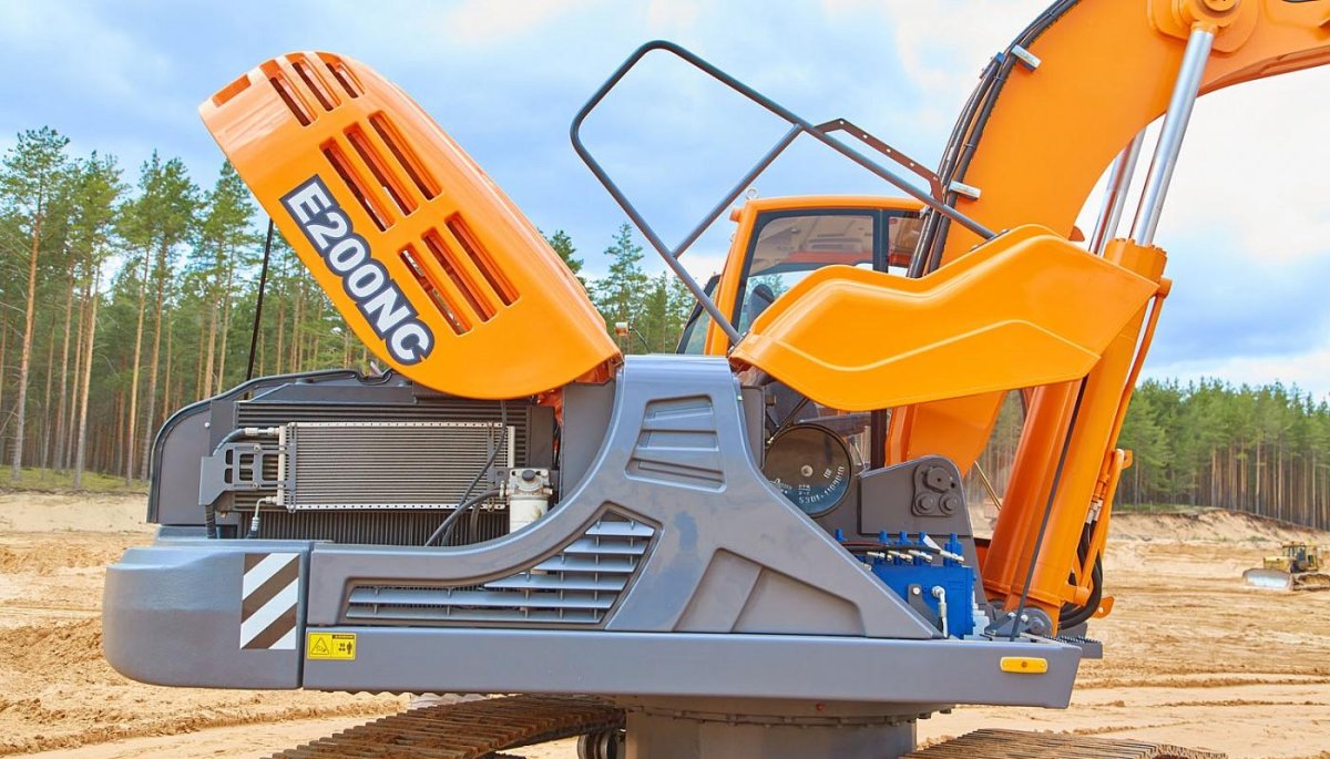 Экскаватор UMG e200nc