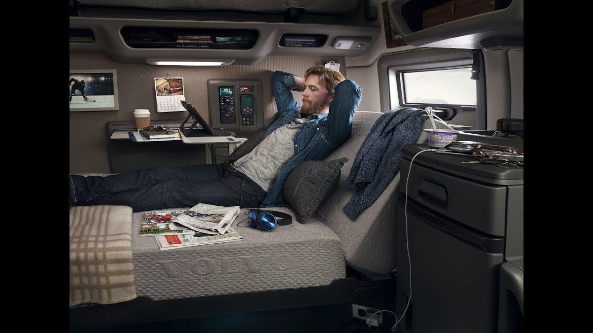 Volvo VNL 860 кабина