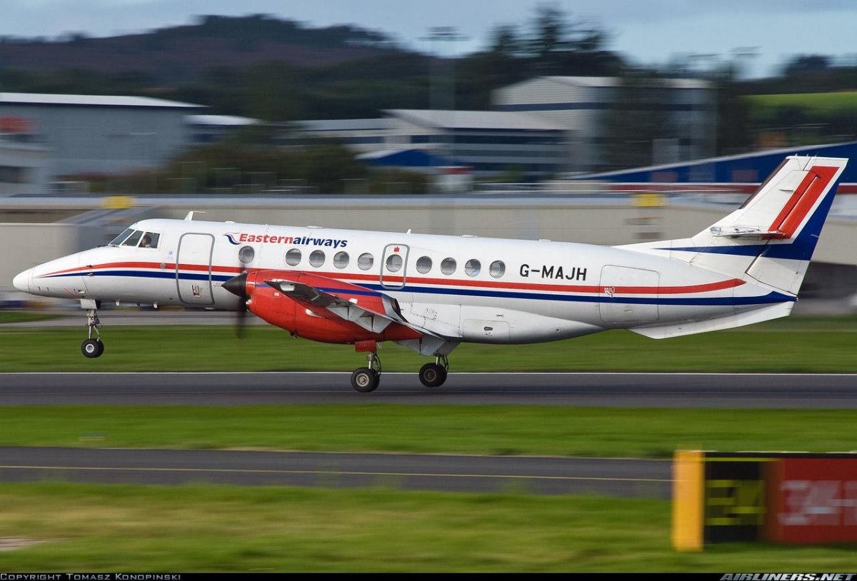 Jetstream самолет