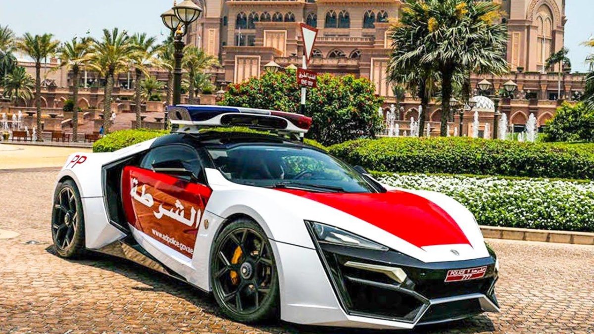 Lykan Hypersport полиции Дубая