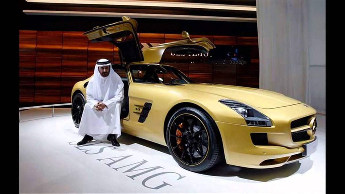 Золотой Мерседес арабского шейха