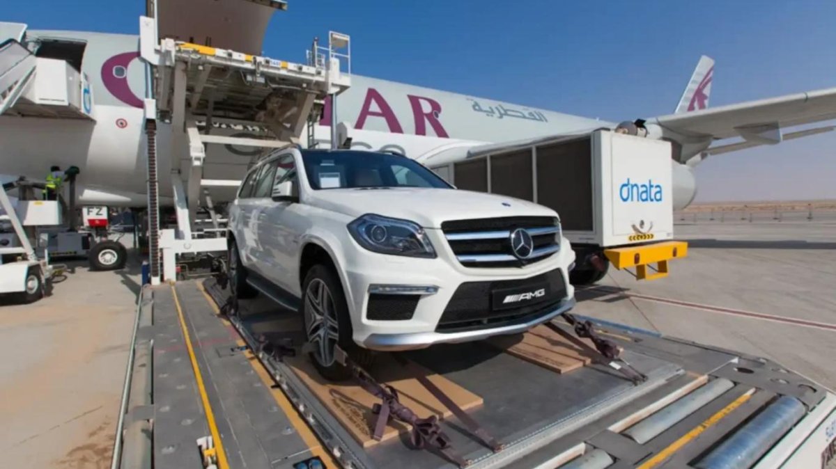 Самолет для перевозки автомобилей