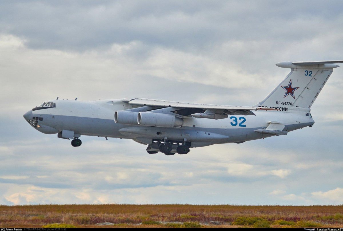 Ил-78 заправщик