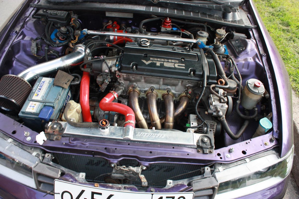 Honda Prelude 5 подкапотка