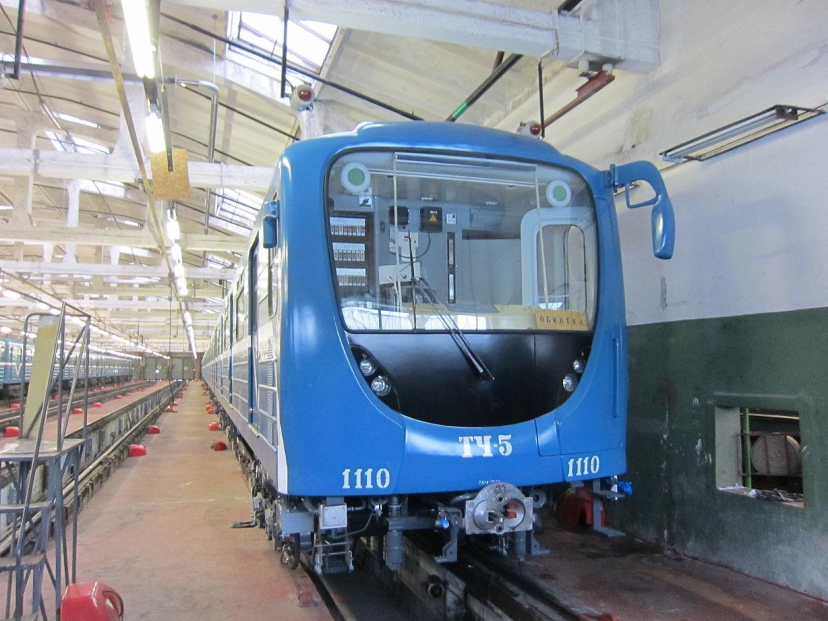 81-717.5П кабина