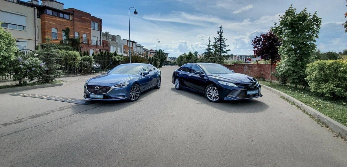 Toyota Camry vs Mazda 6