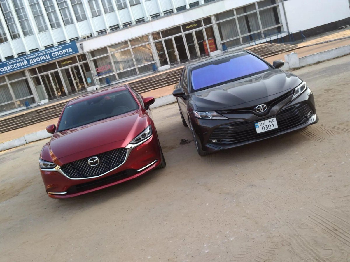 Camry vs Mazda 6