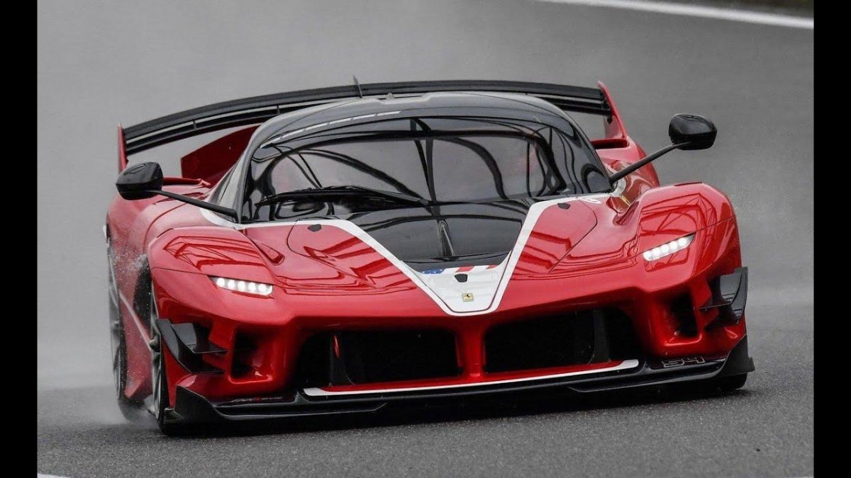Феррари FXX K EVO