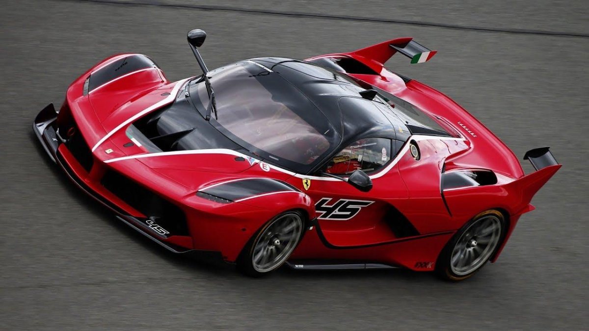 Феррари FXX K EVO