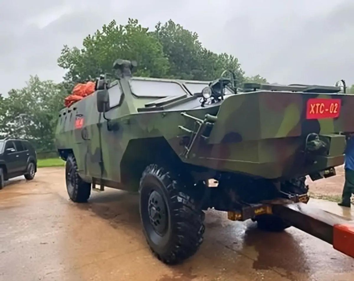 БРДМ плавает