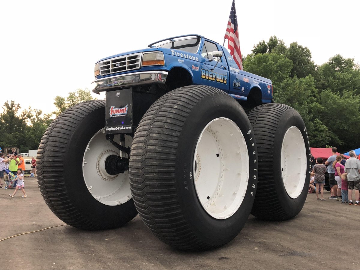 Монстр трак Bigfoot 5