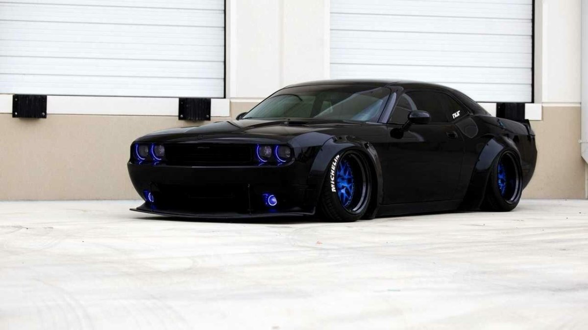 Dodge Challenger