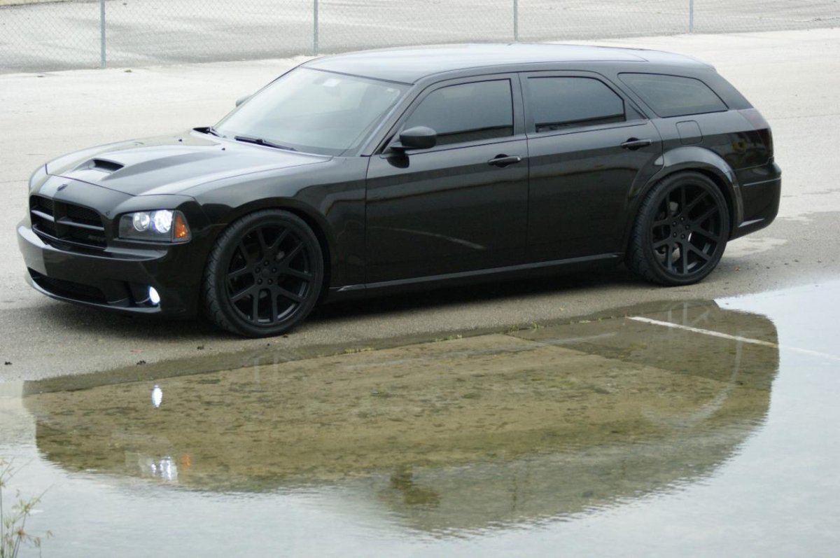 Додж Магнум 2006