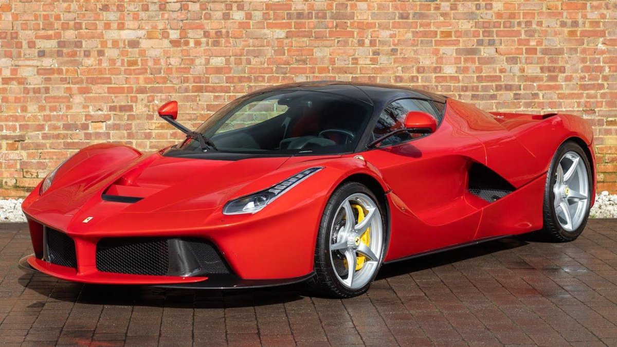 Феррари ЛАФЕРРАРИ Аперта