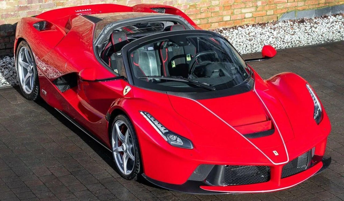 Феррари ЛАФЕРРАРИ Аперта