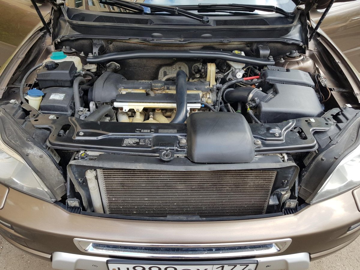 Подкапотная Volvo xc90 2.5t