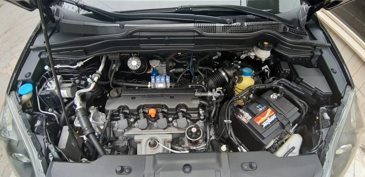 Honda CRV 2008 моторный отсек