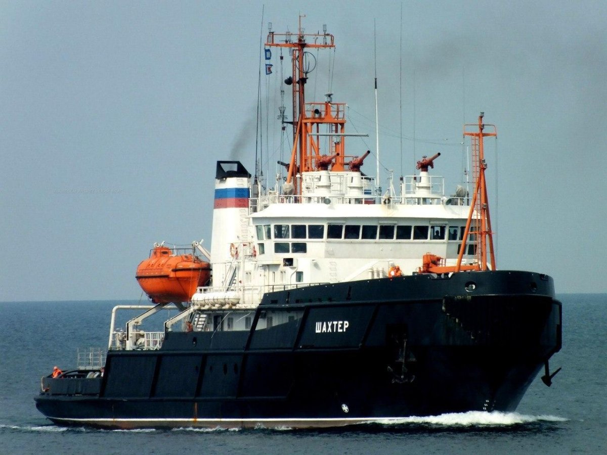 Спасательный буксир Шахтер ЧФ