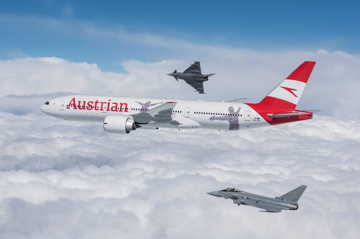 Boeing 777 Austrian