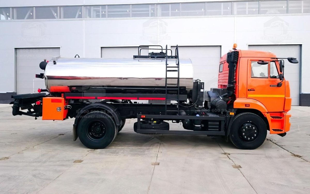 Автогудронатор ДС-43253