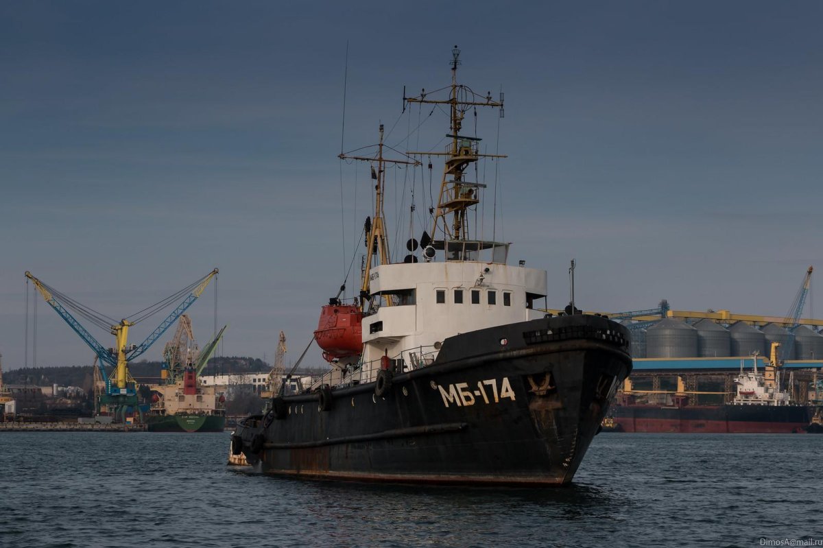 Морской буксир 174