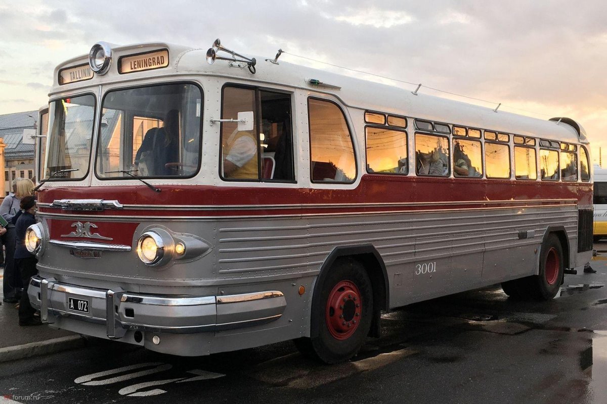 Автобус ЗИЛ 127