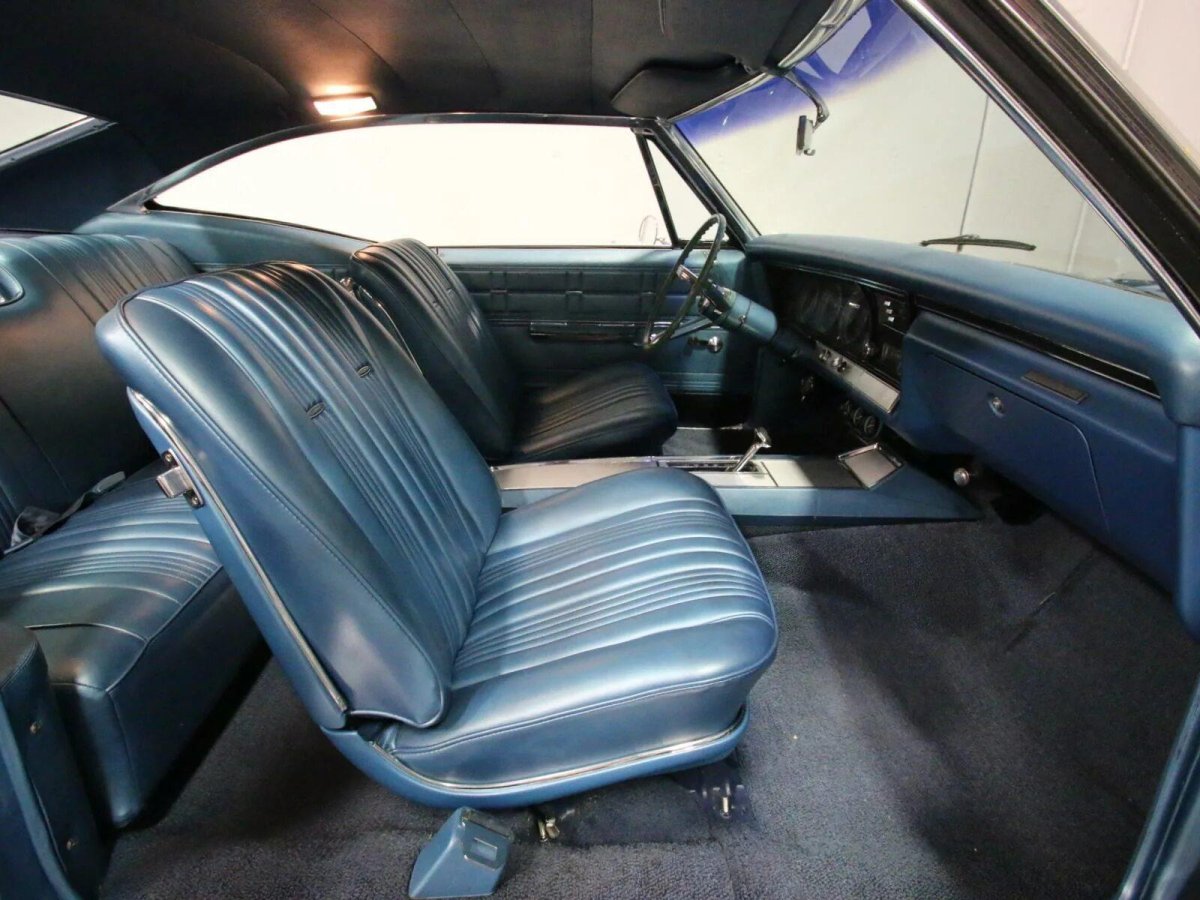 Шевроле Импала 1965 салон