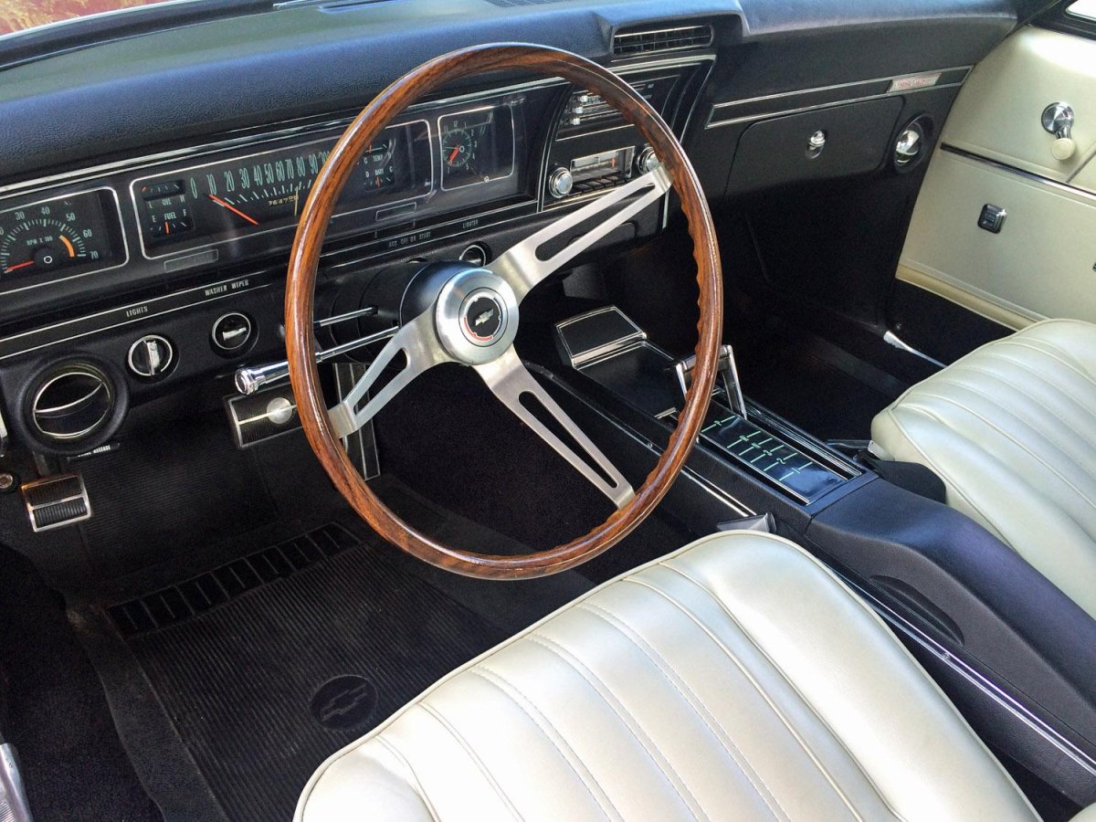 Chevrolet Импала 1967 салон