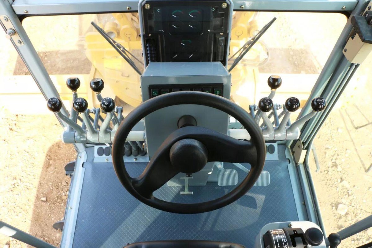 Автогрейдер Сэм 922