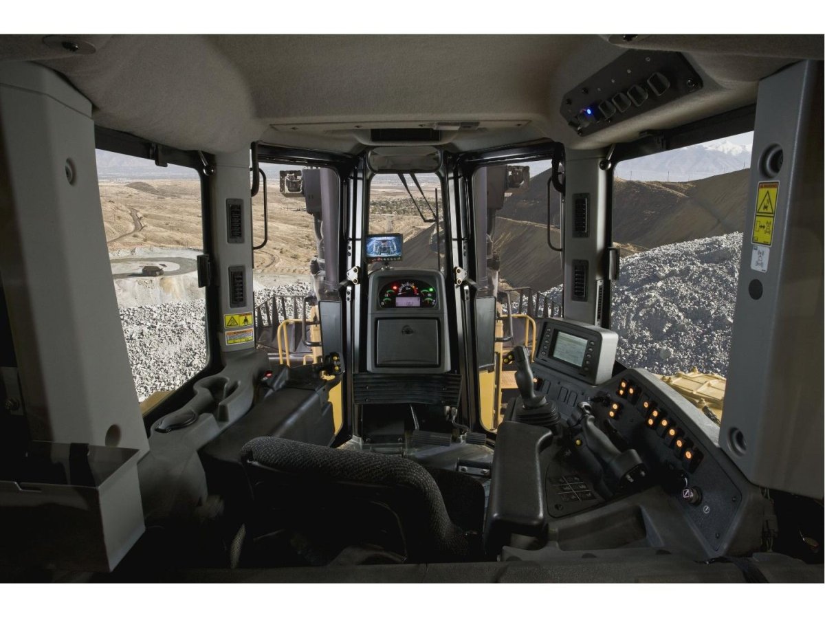 Caterpillar d10t кабина
