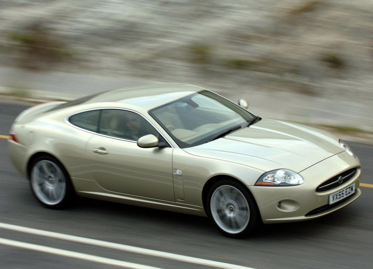 Jaguar XK Coupe 2006