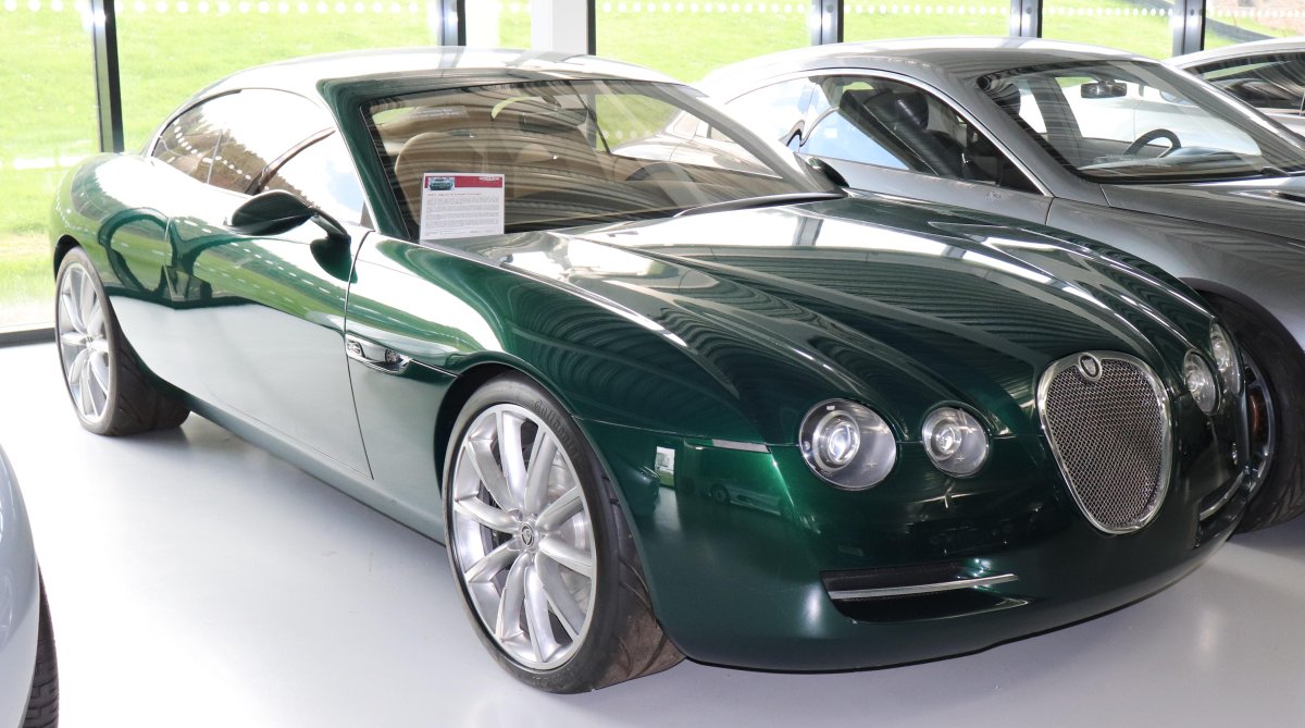 Jaguar r-Coupe