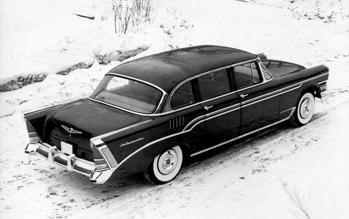 ЗИЛ 111 Фаэтон