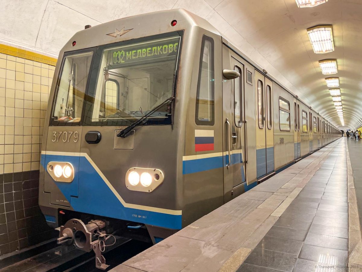 81-760 Калужско-Рижская линия