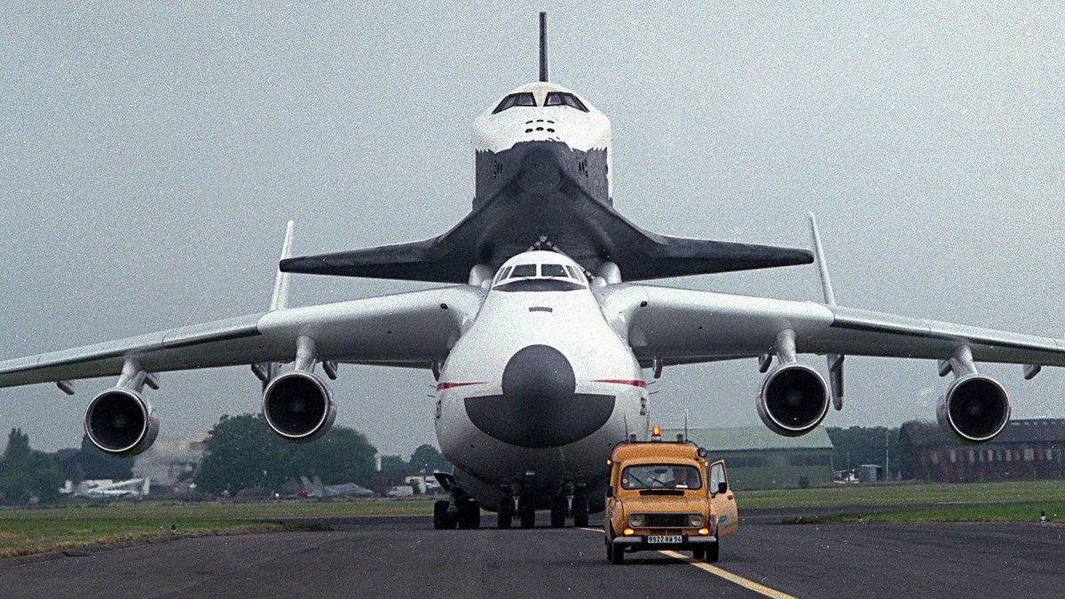 Мрия АН-225 Буран